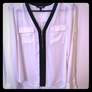 Express convertible sleeve blouse